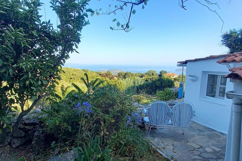 Katafygio, Hillside Hideaway In Holiday home